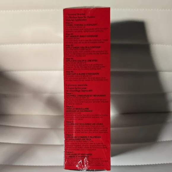 Lancôme Deluxe Brush Set with Red and Silver Case - Picture 4 of 12